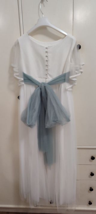 Vestido de Comunión con cancán y diadema