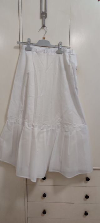 Vestido de Comunión con cancán y diadema