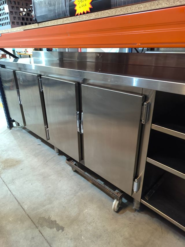 Mueble cafetero refrigerado