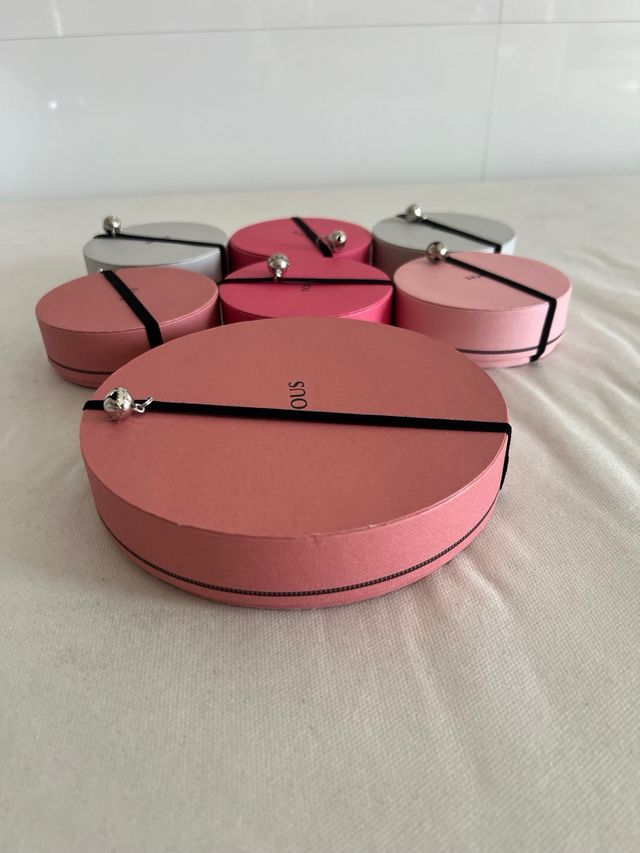 Lote de 7 joyeros medianos Tous