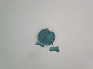 Lámpara dormitorio azul