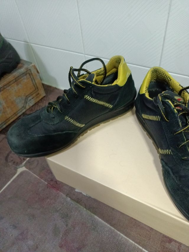 Botas seguridad Cofra.