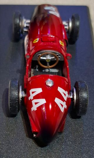 FERRARI 625 F1 1955 ESCALA 1.43 