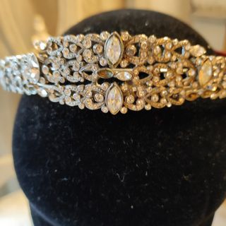 Tiara novias
