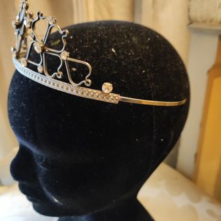 Tiara novias