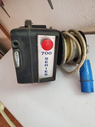 Carrete de pesca eléctrico