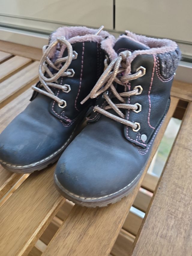 Botas niña talla 27