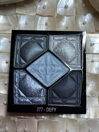 Dior sombras 277 Defy