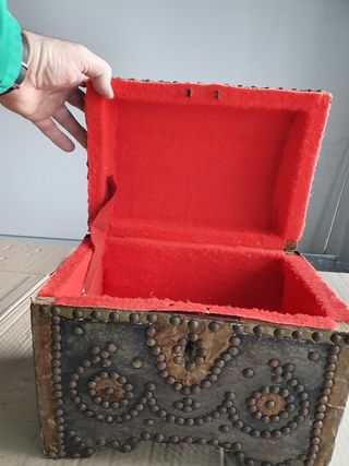 Se vende arcón antiguo