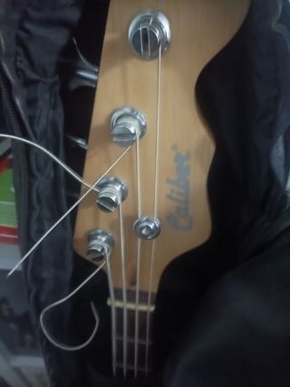 Caliber Jazz bass Mex
