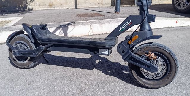 Monopattino Elettrico Lamborghini AL-EXT