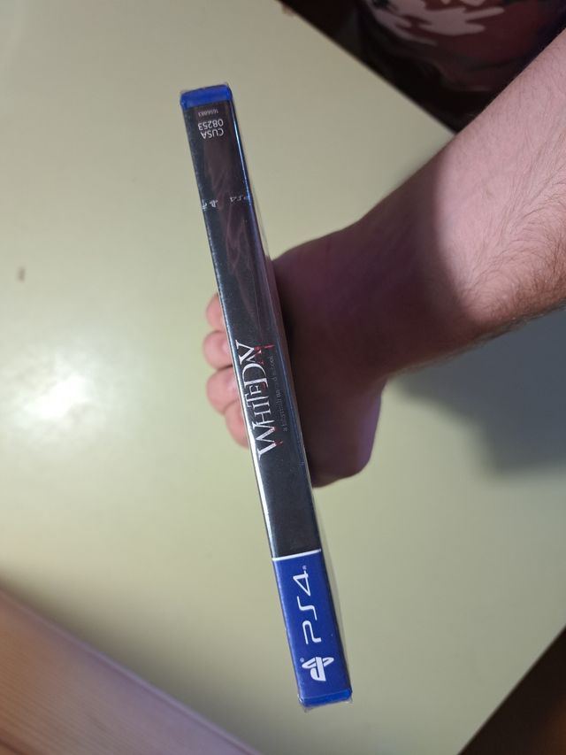 PRECINTADO Whited Day PAL España PS4