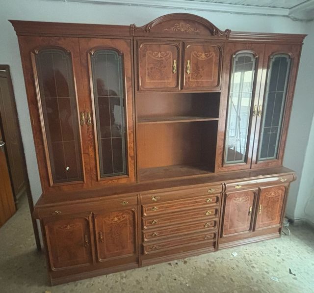Mueble de salón clásico