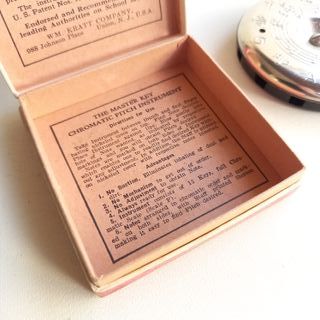 Antiga 1920's Harmónica Circular "The Master Key"