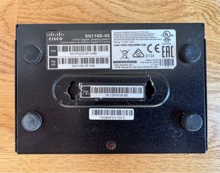Switch Cisco SG110D05 Switch 5 Puertos Gigabit