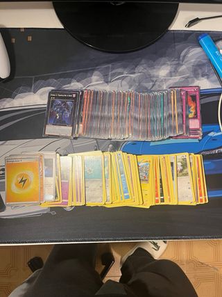 Lotto carte Pokémon e Yu Gi Oh