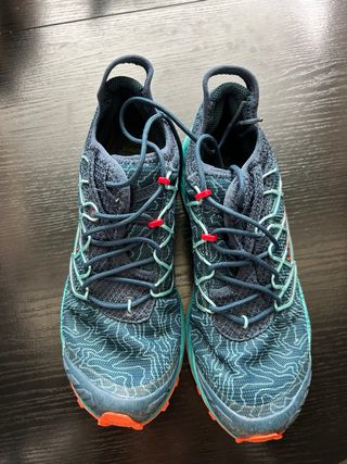 Sportiva Mutant trail y chaleco trail kiprun