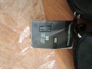 Espinillera con protección empeine