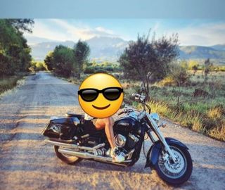 Yamaha drag star 650 cc.