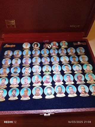 Colección 49 pins jugadores del Barça 
