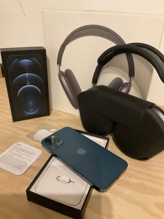 PACK: Iphone 12 Pro y Airpods Max