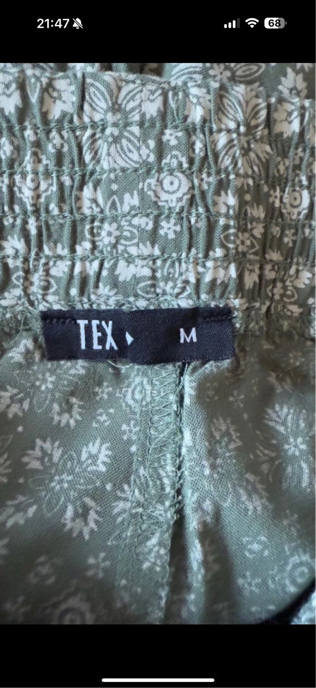 Pantalón corto verde