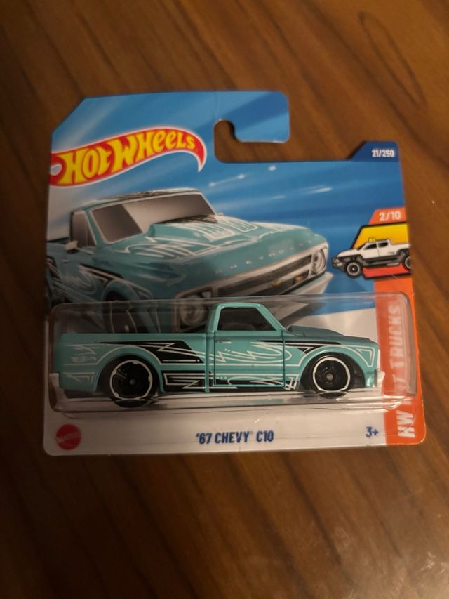Hot Wheels 67 Chevy C10