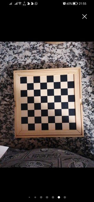 Caixa com vários jogos