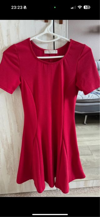 Vestido rojo PullBear