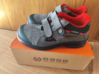 Zapatos de seguridad 41. A estrenar