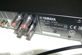 Amplificador integrado Yamaha A670