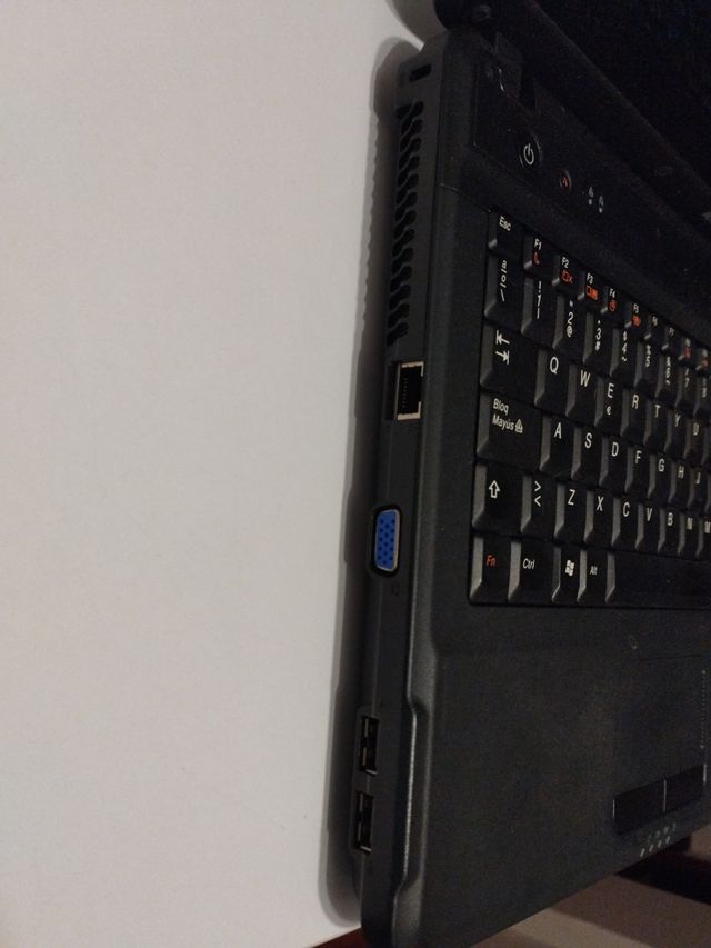 Portátil Lenovo G550