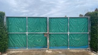 Puerta parcela malla galvanizada 4 x 2