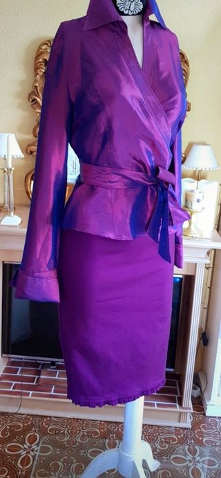 Falda para cóctel por la rodilla