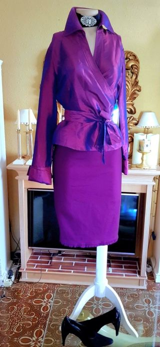 Falda para cóctel por la rodilla