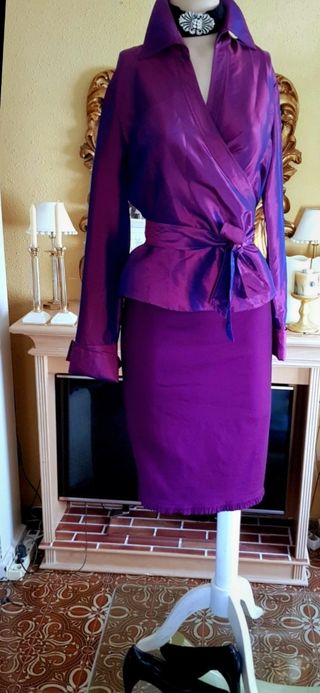 Falda para cóctel por la rodilla