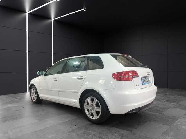 Audi A3 Sportback Attraction 1.6 TDI 77 kW (105 CV)