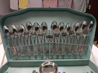 Set posate in acciaio inox mori