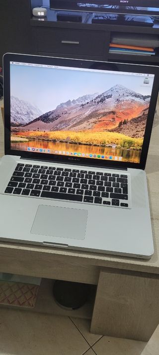 Ordenador Apple Macbook pro 15,4"