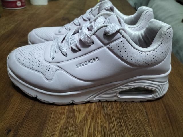 Skecher Uno rosa palo número 34