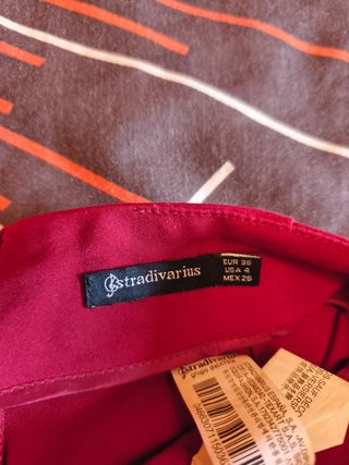 Falda pantalón de Stradivarius 