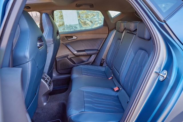 Asientos semibaquets Cupra VZ. Juego completo.