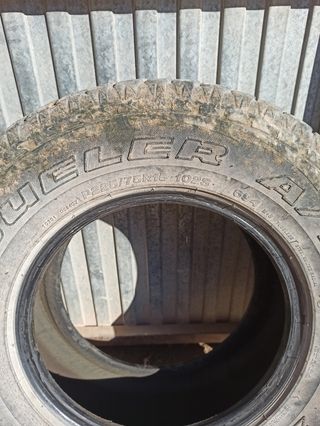 Pareja Bridgestone Dueler 225/75R15 102S