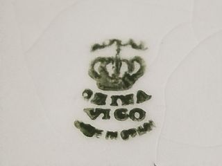 Antigua sopera Royal China Vigo