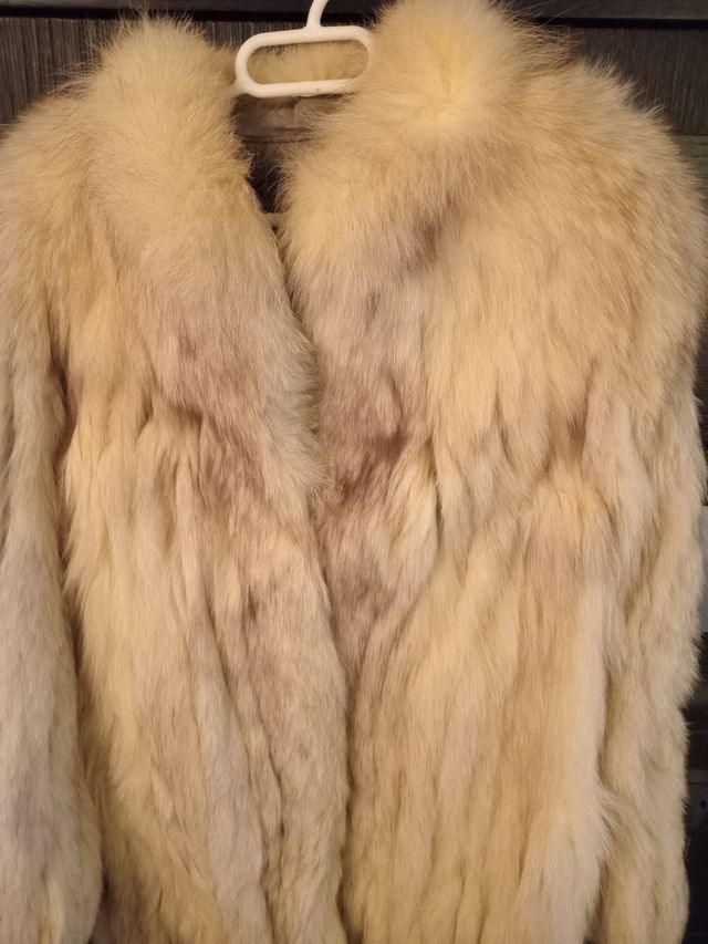 Giubbotto in pelliccia di volpe bianca