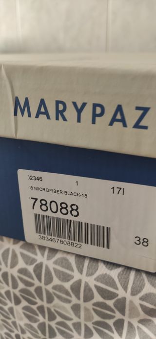 Botas negras altas de ante tacon