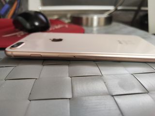 iPhone 8 plus 64 Gb