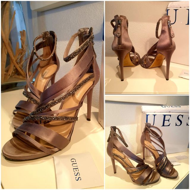 Sandalias GUESS fiesta de tacón