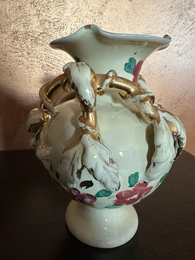 Vaso decorativo in ceramica