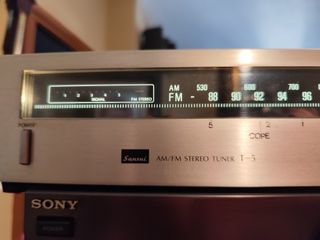 SANSUI sintonizador T5